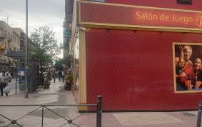 Housfy reinventa el mercado inmobiliario ☎️ 931 760 099 Felix Lopez Rey On Twitter Si Paseas Por La Calle Marcelo Usera Todo Esta Lleno De Casas De Apuestas El Madrid De Ayuso Se Parece Al Eurovegas De Esperanza Aguirre Espero Un Mejor