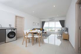 The spacious apartment is beautifully designed with an open plan living and dining. Apartments For Rent In Accra Meqasa