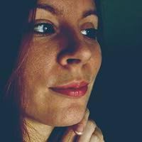 Alas Poor Ghost by Gillian Bennett