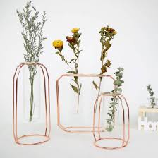 Our outdoor wedding and event venue in oyama, british columbia offers a wide variety of settings for your event. Modern Tabletop Metal Frame Test Tube Vase For Hydroponic Plants Home Garden Wedding Decoration China Glass Vase And Decorative Vase Price Made In China Com