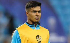 Peñarol terá Matías Arezo, ex-Grêmio, como principal esperança para vencer o Corinthians na Libertadores