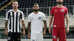 Descubra a melhor forma de comprar online. Santos Divulga Tres Novas Camisas Umbro Veja Modelos