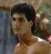 Andy Wiley decided to take the Mrs out show off his skills at pool 🎱  😂😂😂😂😂