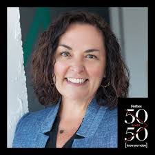 Dianne Dillon's Instagram, Twitter & Facebook