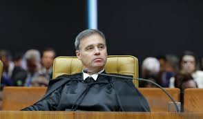 📍 O ministro André Mendonça foi sorteado como o novo relator do caso  Master no Supremo Tribunal Federal (STF). A redistribuição ocorreu na noite  desta quinta-feira (12), logo após o ministro Dias