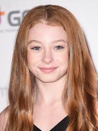 Katie Proctor's Instagram, Twitter & Facebook