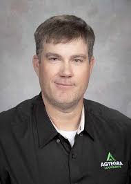 BURNISON The Huron Daily Big Bo Classic awards scholarships