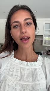 Renee Shearer's Instagram, Twitter & Facebook