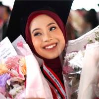 200+ “Alyssa” profil