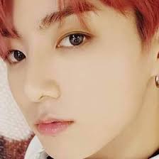 Iris Evans (baothu121)