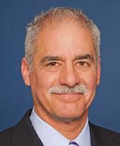 Sandra Lepore's Instagram, Twitter & Facebook