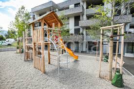 pin auf aktuelle projekte fortschritte auf baustellen