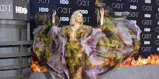 Game of thrones is coming to end, and the cast pulled out all the stops for the final red carpet premiere on wednesday. Game Of Thrones Premiere Twitter Slayed By Brienne Of Tarth S Red Carpet Look Cnet