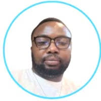 90+ Profile mit dem Suchbegriff „Kenneth“