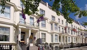 Be inspired at the natural history, science and victoria. Hotels In Kensington Hotels Nahe Kensington Olympia Premier Inn