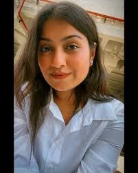 Binal Shah's Instagram, Twitter & Facebook