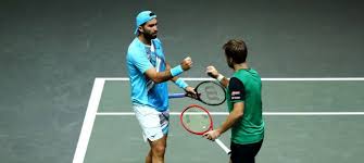 Official tennis player profile of horia tecau on the atp tour. Fostul Lider Mondial Andy Murray A Fost Invins De Horia Tecau La Roma Tecau Si Krawietz S Au Calificat In Sferturi Sport Ro