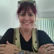 59 years old looking to meet new people I live in Birmingham love to go out  for coffee or cocktails and relax too