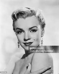 503 Marilyn Monroe Headshot Stock Photos, High-Res Pictures, and Images