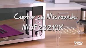 Cuptorul cu microunde are o capacitate de 20 litri si este accesorizat cu grill si un suport rotativ rotund din sticla, cu diametrul de 24.5 cm. Cuptor Microunde Cu Grill Beko Mgf23210x 23l 800w Inox