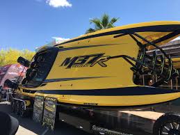 Wanna race?! : r/boating