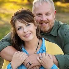 Miranda Austin and Caleb Lyons' Wedding Website