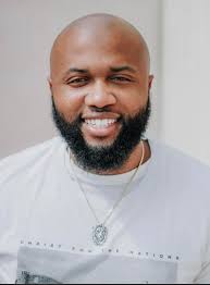 Bio — Cortney Holmes