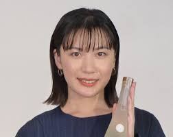 37歳朝ドラ女優 仲良しの人気女性お笑い芸人は「一番人見知りで一番おしとやか」「2人でしっぽり飲む」 (2025年4月27日掲載) -  ライブドアニュース