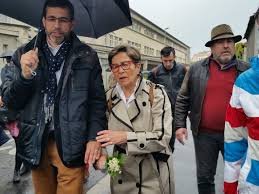 Why is it not ce/cet/cette coute or is these one of i believe combien ca coute is a bit more polite, but i don't think it makes much of a difference, perhaps a native could tell us? La Mort De Vincent Lambert Desormais Ineluctable Ses Parents Cessent Le Combat