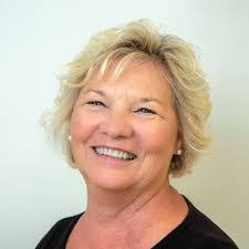 Tiffany Robins's Instagram, Twitter & Facebook