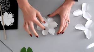 We did not find results for: Wie Man Kleine Papier Gardenia Blumen Macht Einfache Kleine Papierblumen Fur Blumenstrausse Paper Flowers Craft Paper Flower Tutorial Paper Flower Template