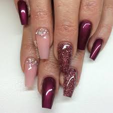 solin sadek on instagram black cherry egenblandat glitter och camouflage rouge kall med stenar kastanienbraune nagel nagel gel ombre nagel