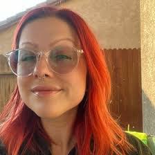 Serena Stokes's Instagram, Twitter & Facebook