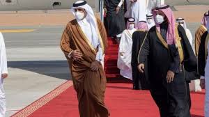 أثارت الممثلة السعودية يامور غضب المتابعين عبر شبكات التواصل الاجتماعي، حيث أعلنت طلاقها من زوجها الفنان القطري محمد أنور، قبيل تراجعها عن إعلانها، مؤكدّة أنّه 'لعبة'.وقالت يامور في فيديو نشرته مع زوجها، إنّ منشور. Ø§Ù„Ù…ØµØ§Ù„Ø­Ø© Ø§Ù„Ø®Ù„ÙŠØ¬ÙŠØ© Ù…Ø§ Ø£Ø³Ø¨Ø§Ø¨ Ø¹ÙˆØ¯Ø© Ø§Ù„Ø¹Ù„Ø§Ù‚Ø§Øª Ø¨ÙŠÙ† Ø§Ù„Ø³Ø¹ÙˆØ¯ÙŠØ© ÙˆÙ‚Ø·Ø± Ø§Ù„ØªØ§ÙŠÙ…Ø² Bbc News Ø¹Ø±Ø¨ÙŠ