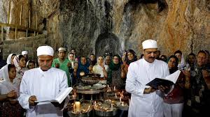 Check spelling or type a new query. In Irakisch Kurdistan Erstarkt Der Zoroastrismus
