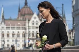 Nem sokkal később varga judit igazságügyi miniszter közölte közösségi oldalán, hogy ő is házi karanténba kényszerült. Gulyas Gergely A Kormany Az Egyhazi Intezmenyek Bevonasaval Is Szamolnak A Vedekezesben Breuerpress International