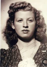 EN EL CENTENARIO DE ROSA MARÍA ARANDA