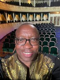 SONIDOS DEL MUNDO ESTE SÁBADO CON EL DIAMANTE NEGRO MANUEL DONAYRE DESDE EL  TEATRO SEGURA NO SE LO PUEDEN PERDER !!!