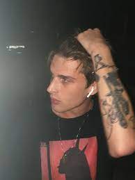 This type of tattoo is cute and straightforward and will always give you some good vibes every time you feel abandoned or deserted. Men Aesthetic Boy With Tattoos Grunge Tattoo Dark Grunge Outfits