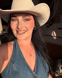 Madison Wallace (@pilot_madi) • Instagram photos and videos