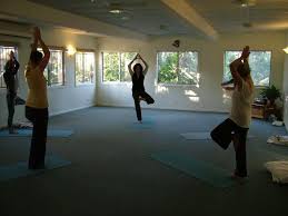 3 reviews of bikram yoga brisbane i used to go to the bardon bikram studio before a new one, closer to my home, opened in wooloongabba. Fran Archer Bardon Counselling Centre