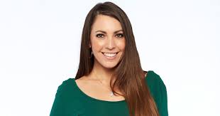 Bachelor S Victoria Larson Talks Matt James Rachael In 1st Interview