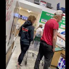 Through his privately held company, menard, inc. Viral Video Customer S Angry Exchange With Menards Worker Over Store Mask Policy Bring Me The News