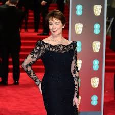 Capítulos completos, actores y más. Celia Imrie Celiaimrie Twitter