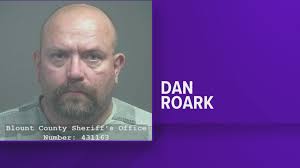No evidence that former KPD officer facing child sex crime charges used KPD  computer | wbir.com