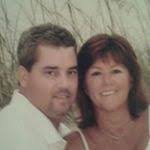 Suzette Pellegrino's Instagram, Twitter & Facebook