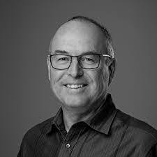 Daniel Wipfli's Instagram, Twitter & Facebook