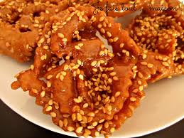 Chebbakia Marocaine Chebakia Marocaine Cuisine Marocaine Recettes De Cuisine