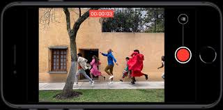 The choice seems pretty clear. Iphone Se 2020 All The Details On Apple S Budget Iphone