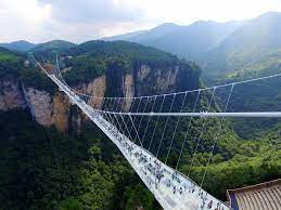 516 arouca nos passadiços do paiva 4k longest pedestrian suspension bridge in the world. Provincia Chinesa Fecha 32 Pontes De Vidro Por Questoes De Seguranca
